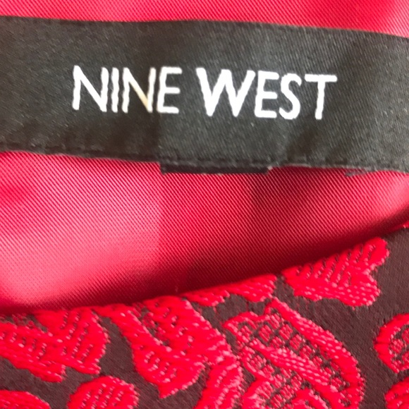 Red Floral mini dress - Picture 3 of 4